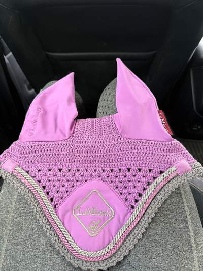 Lemieux lavender ear bonnet