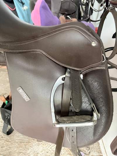 Wintec pony saddle