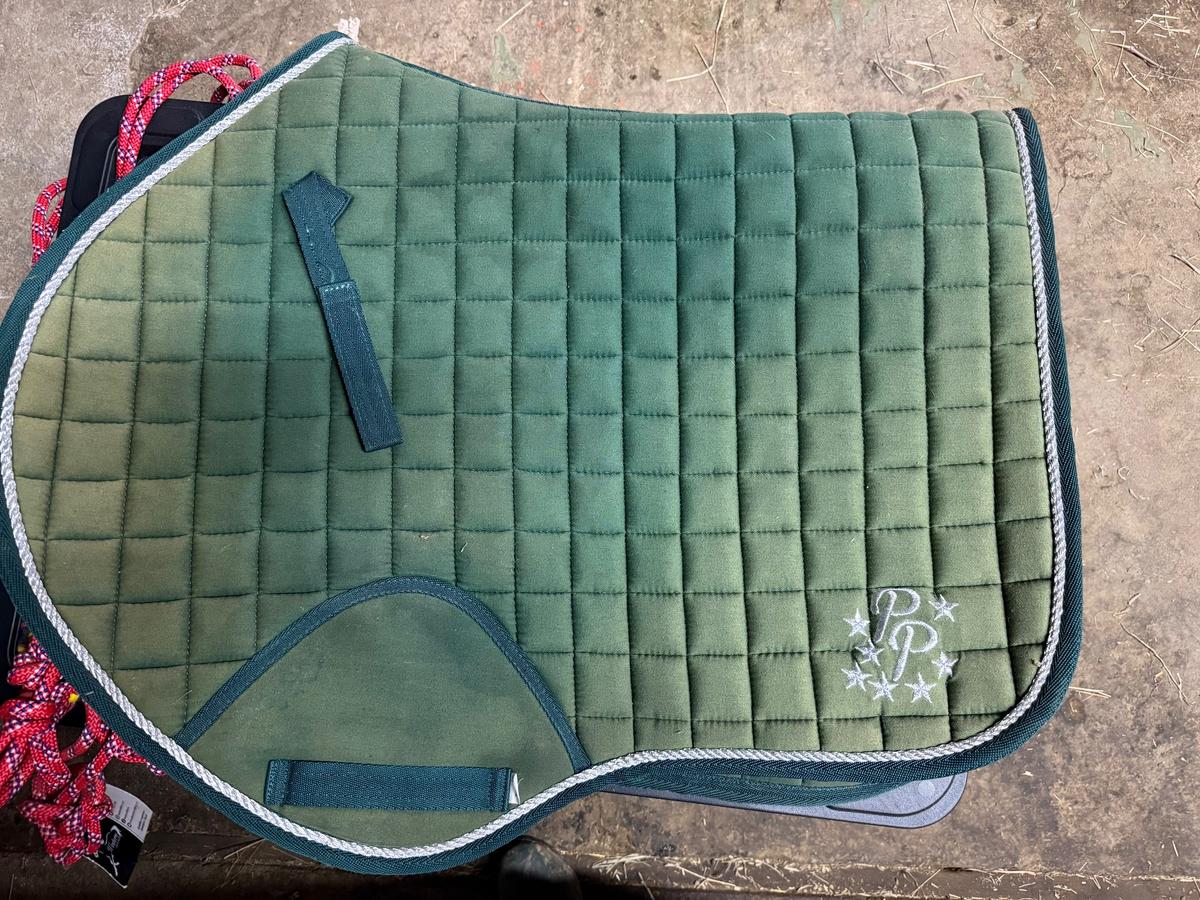Punk ponies saddle pad