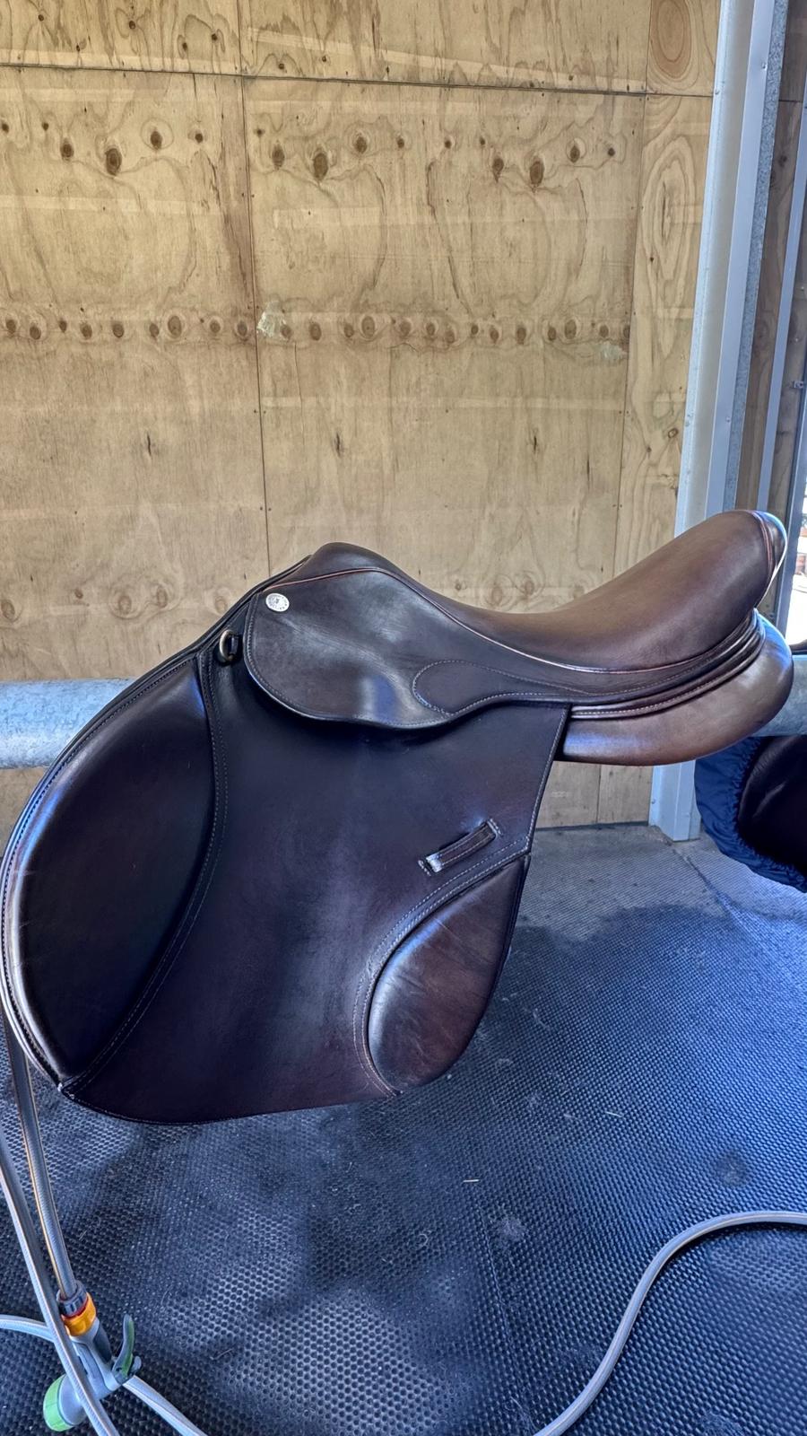 17” Saint. Lourdes Dirk Demeersman Jump Saddle