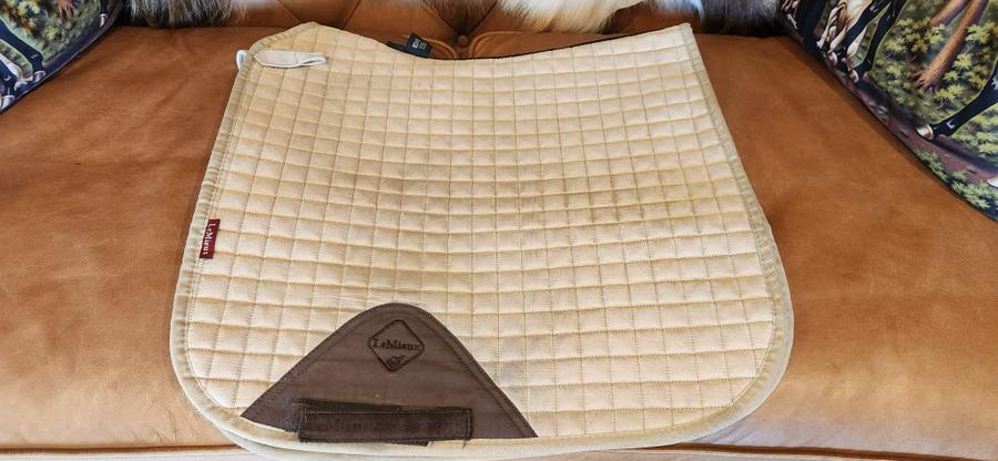 Le Mieux Pro Sport Dressage cut Saddle Pad