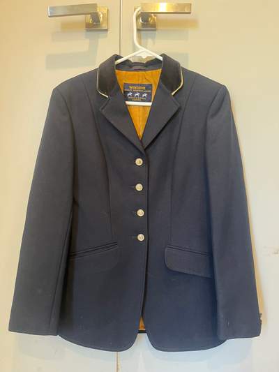 Windsor Show Jacket Navy 8/10