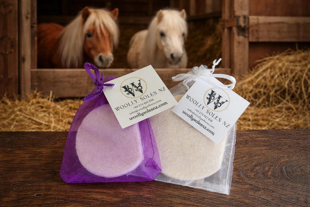MINI & FOAL HOOF WOOLLY SOLES